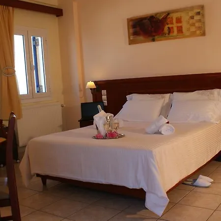 βενάρδος 3* Agia Pelagia (Kythira)